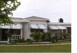 Horizon Villa: Villa Front