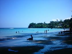 Dunns River Falls Beach